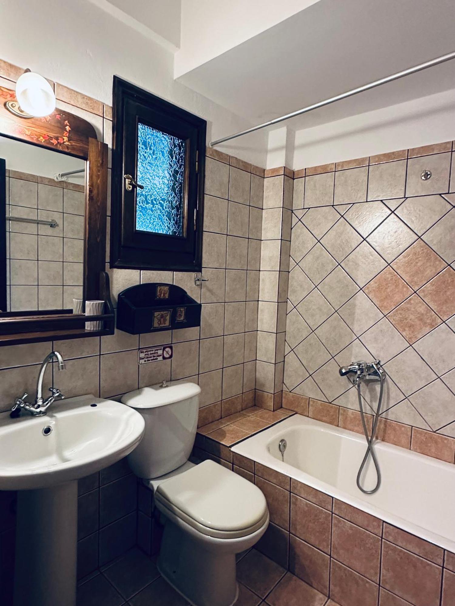 Panthoron Tzoumerka Vourgareli Buitenkant foto
